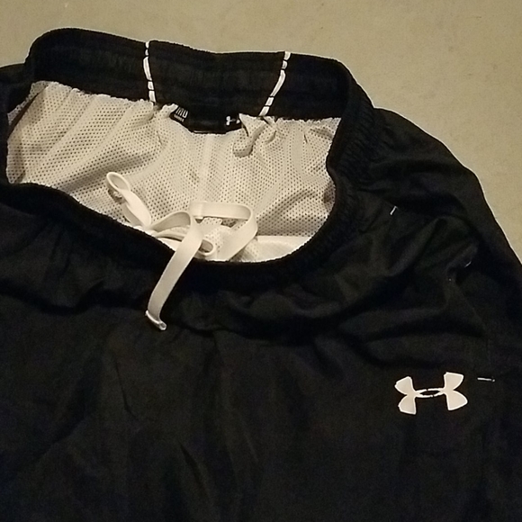 Under Armour lined wind pants - Picture 2 of 3